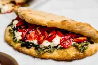 Sánguche en pan de pizza: una deliciosa cena para el fin de semana