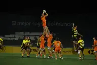 Tarucas venció 28-18 a Peñarol en Uruguay: esta vez, la garra se tiñó de naranja