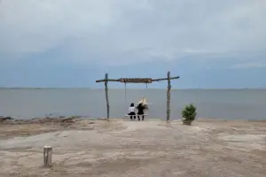Pueblos fantasmas: Villa Epecuén se fue cubriendo de agua lenta y paulatinamente