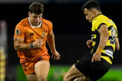 Tarucas venció 28-18 a Peñarol y sigue invicto en el Súper Rugby Américas