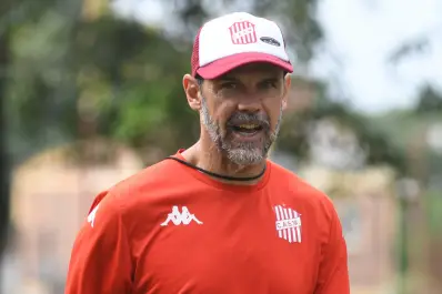 San Martín entre bajas y regresos: Yllana redefine el equipo para recibir a Deportivo Maipú