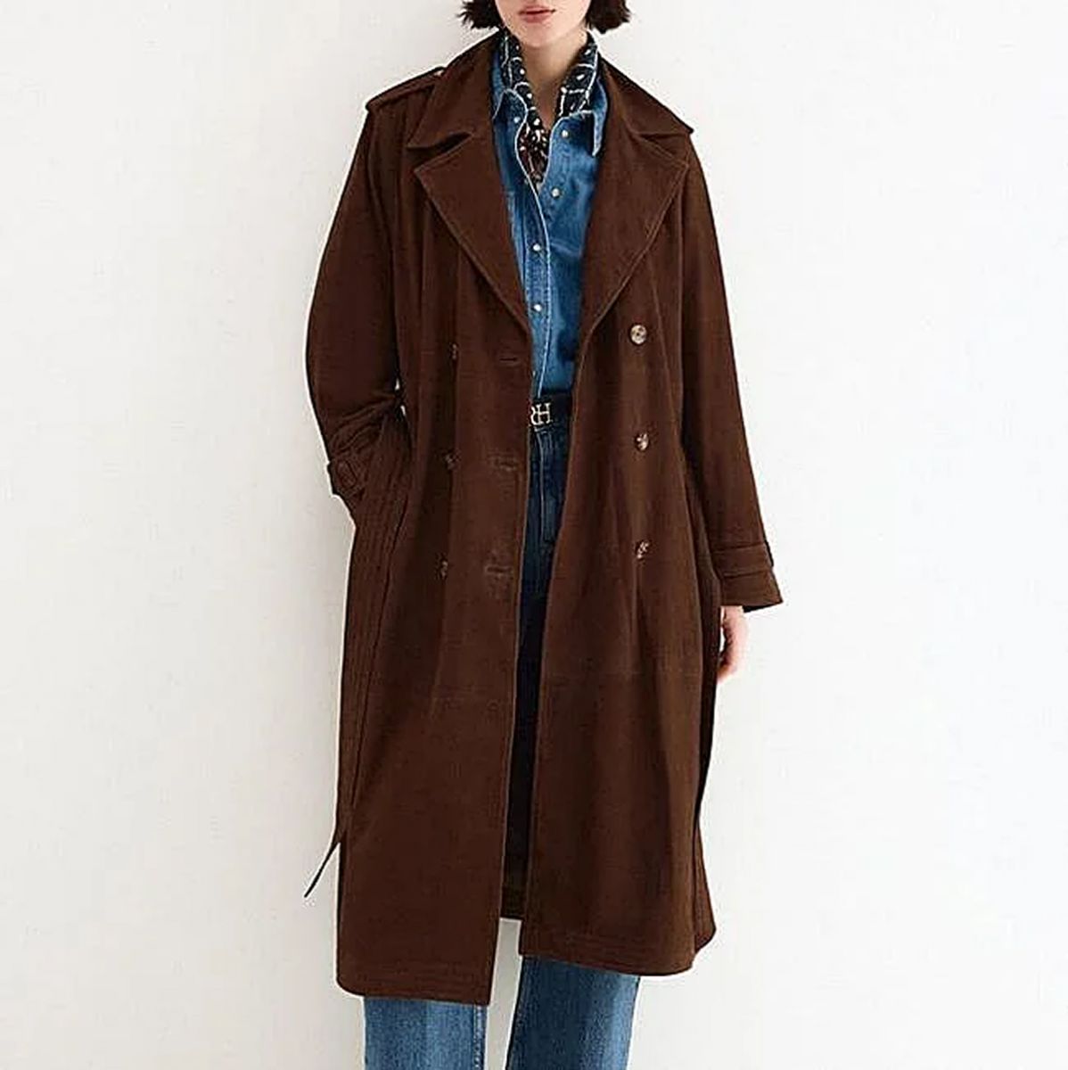 Las infaltables chaquetas chocolate que están convirtiéndose en una tendencia para otoño