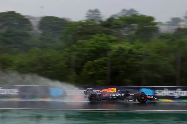 La F-1 canceló tests en Baréin por la tensión en Medio Oriente: ¿se pone en riesgo el calendario?