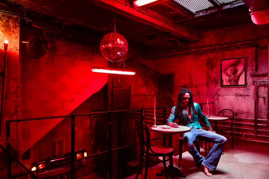 El lujoso palacio donde Lenny Kravitz tiene tesoros millonarios ocultos