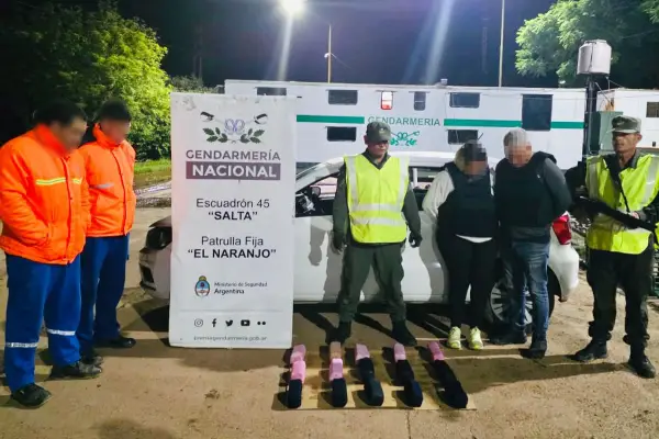 Extraen 17 kilos de cocaína del tanque de combustible de un automóvil