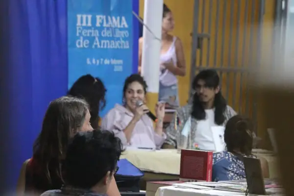 La ficción es tirarse al vacío