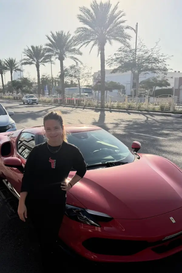 EN DUBÁI. Bárbara trabaja en la ciudad de los Emiratos Árabes Unidos.