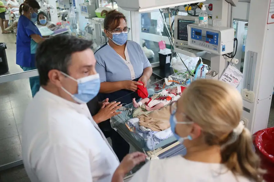 Viajó desde Santiago del Estero con un embarazo de alto riesgo y en Tucumán les salvaron la vida a ella y a su bebé