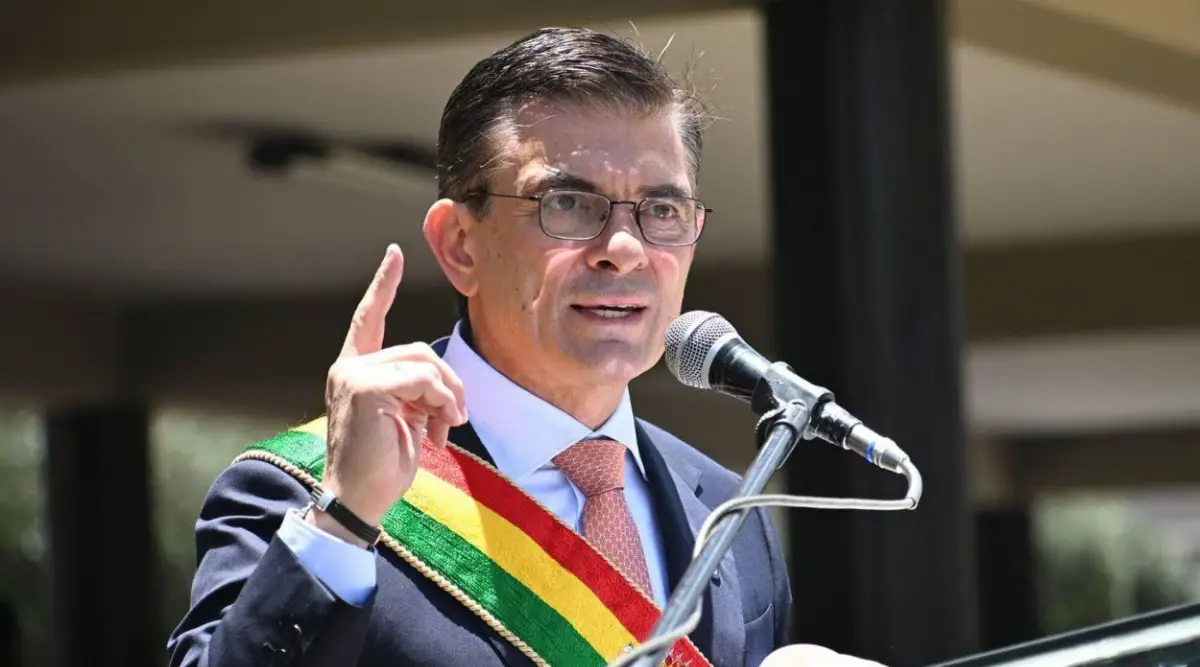 PRESIDENTE DE BOLIVIA. Rodrigo Paz.