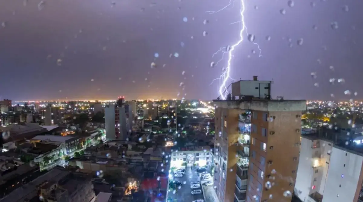 Tucumán se encuentra bajo alerta naranja y amarilla por tormentas. (Imagen web)