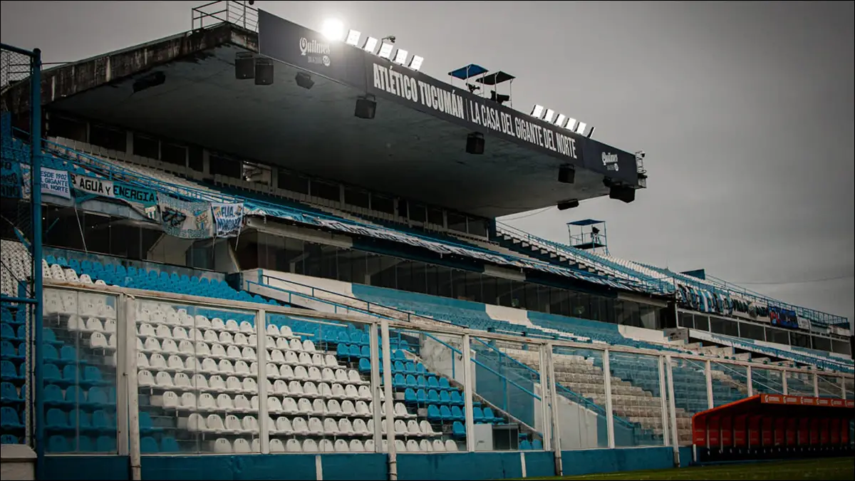 ESTADIO LISTO. El Decano será local en el duelo ante Racing y buscará sumar de a tres en su casa.