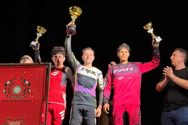 Se enamoró del motocross, superó una lesión y se consagró en el Supercross de El Cadillal