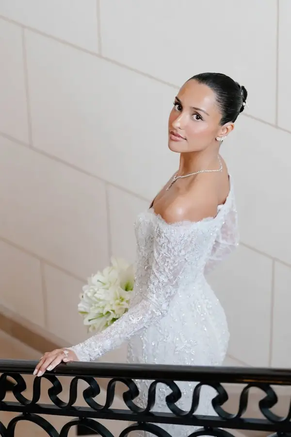 El álbum de fotos y los detalles del casamiento del piloto de F-1 Charles Leclerc y Alexandra Saint Mleux