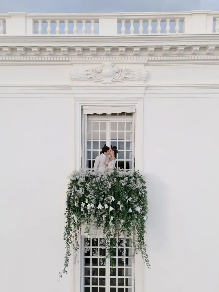 El álbum de fotos y los detalles del casamiento del piloto de F-1 Charles Leclerc y Alexandra Saint Mleux