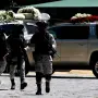 Un funeral rodeado de fusiles en Guadalajara: el Ejército custodia el velorio del “Mencho”