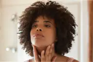 La ciencia reveló que tomar colágeno no evita las arrugas: esto es lo que realmente hace en tu piel