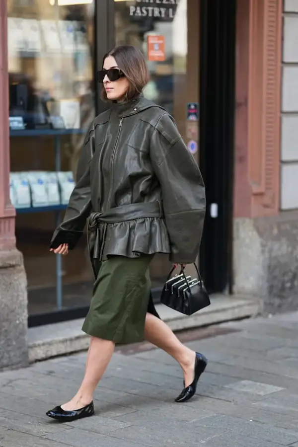 Ni tacones infinitos ni aburridos: los siete zapatos que marcan tendencia en Milán 2026