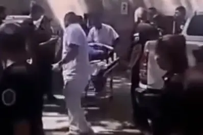 El acusado de abusar de una niña se tiró desde el cuarto piso de los Tribunales de La Plata y murió