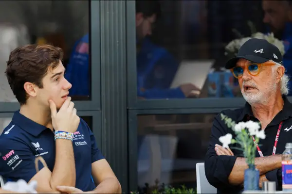 Cuando me grita, normalmente hay una razón: Franco Colapinto se refirió a la polémica escena con Flavio Briatore en Drive to Survive