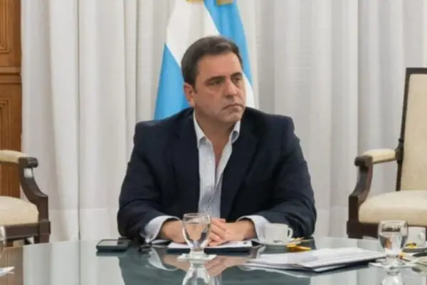 Catalán: La Libertad Avanza propone eliminar la Defensoría del Pueblo porque es un botín político