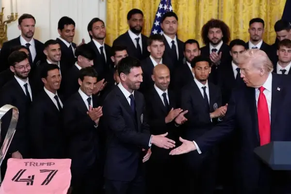 ¿Por qué Inter Miami le regaló a Trump una camiseta con el número 47?