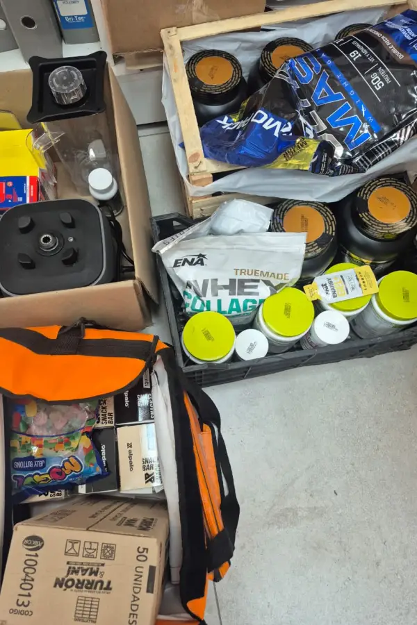 PLANIFICACIÓN. Suplementos, proteínas y equipamiento que utiliza el área de nutrición para acompañar la recuperación muscular y el rendimiento del plantel.