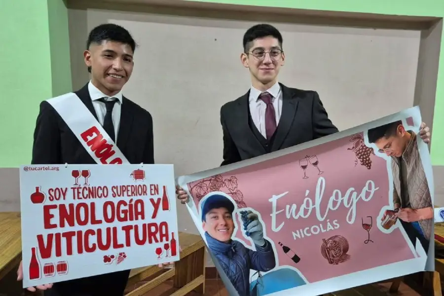 EGRESADOS. La foto que compartieron 