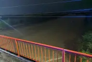 Las fuertes lluvias de esta madrugada provocaron anegamientos en el sur tucumano y hay familias evacuadas