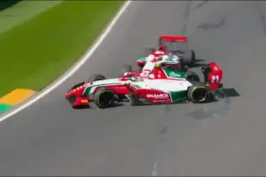 Insólito choque entre compañeros en la Fórmula 3: bandera roja y final anticipado en Australia