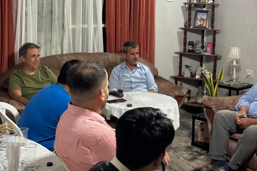 Dimes y diretes: un posible destino para Lalo Cobos y gestiones por un crédito millonario