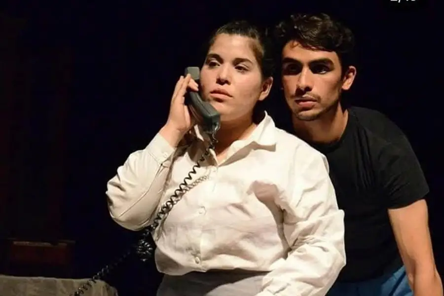 LOURDES AGUIRRE RODRÍGUEZ. Docente y artista teatral. Trabaja con jóvenes y destaca el arte como espacio de reflexión y expresión.