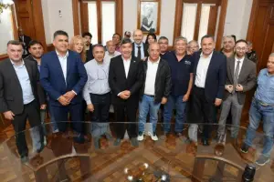 Paritarias 2026: el Gobierno provincial acordó con la sanidad y sólo resta ATEP