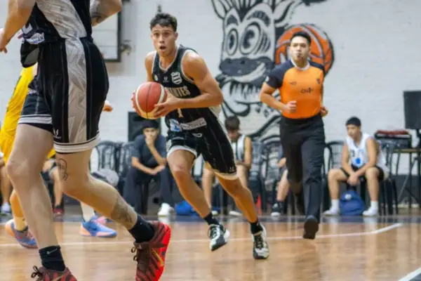 Estudiantes recibe a Santa Paula con la mira puesta en seguir subiendo en la tabla