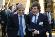 Caputo se reunió con empresarios en Nueva York y habló de un “impactante cambio de imagen” de la Argentina