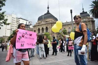 Un mensaje distinto en el 8M en Tucumán: la mujer y la salud mental