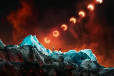 No es IA: esta es la increíble postal del eclipse en la Patagonia que capturó un fotógrafo