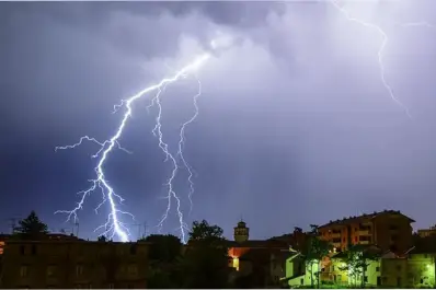 Continúa la alerta amarilla en el país: las provicias afectadas por tormentas y lluvias abundantes
