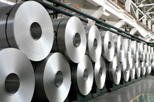 Conflicto en Medio Oriente: el aluminio toca máximos de cuatro años por temor a reducción de la oferta