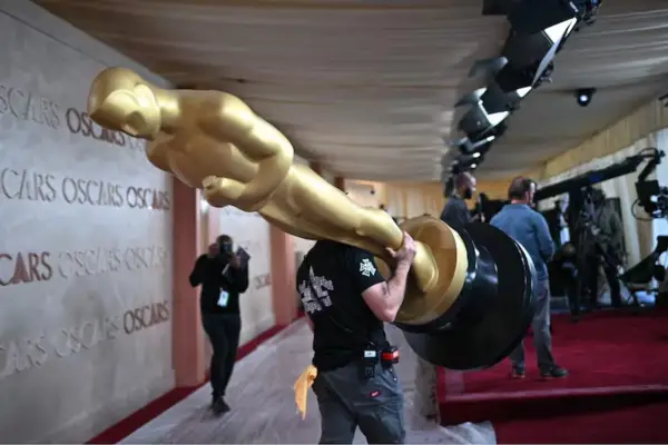 Extreman las medidas de seguridad en los Oscar 2026 por temor a posibles ataques con drones de Irán