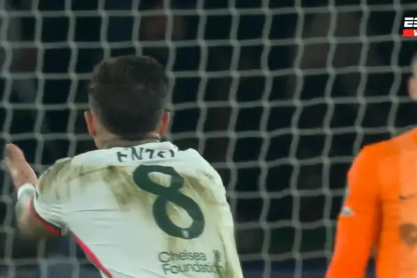Video: la bronca de Enzo Fernández con su arquero tras la derrota de Chelsea en la Champions League