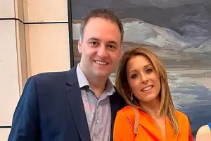 Vuelo a Punta del Este: el juez Lijo levantó el secreto fiscal y bancario de las firmas que pagaron el viaje de Adorni