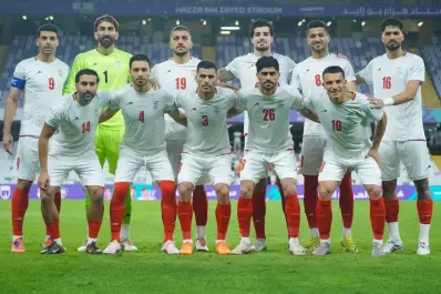 Bitácora del conflicto en Medio Oriente: fútbol, portaviones y un estrecho conflictivo