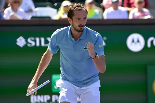 Medvédev cortó la racha de Alcaraz y definirá el título de Indian Wells frente a Sinner