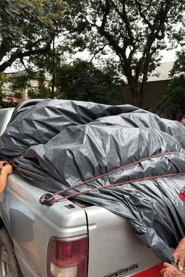 SOLIDARIDAD. Bolsas con alimentos, ropa y artículos de limpieza fueron reunidas para las comunidades afectadas por las inundaciones.