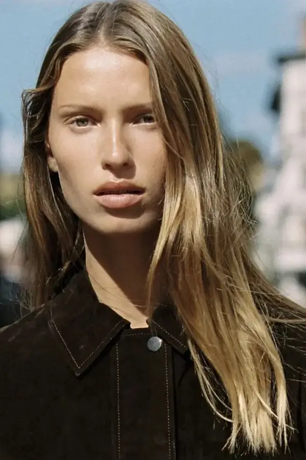 Adiós al pelo lacio y los peinados estructurados: los cortes de pelo que serán tendencia en 2026