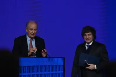 Sin mencionar el caso $Libra, Javier Milei defendió su programa económico