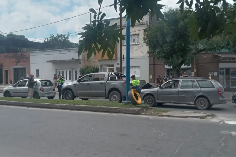 Choque en cadena en avenida Siria: al menos cinco autos estuvieron involucrados