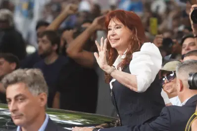 Causa Cuadernos: Cristina Kirchner llegó a Comodoro Py bajo un fuerte operativo de seguridad