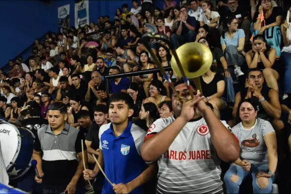 Lleno total y pasión sin fronteras en Monteros