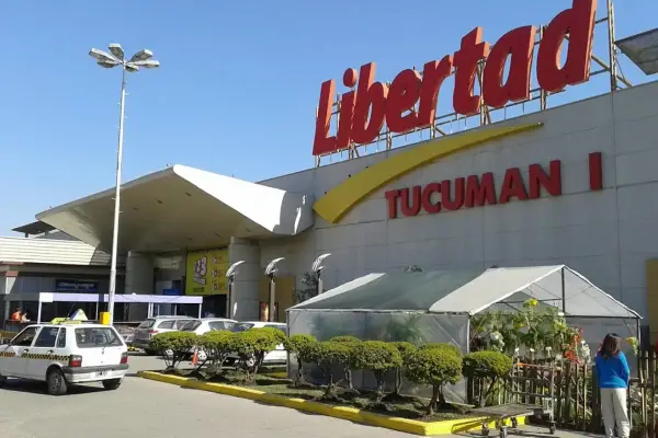 Híper Libertad pasa a manos de La Anónima